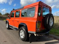 LAND ROVER DEFENDER 110