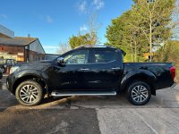 NISSAN NAVARA