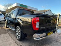 NISSAN NAVARA
