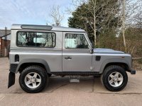 LAND ROVER DEFENDER 90