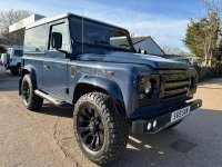 LAND ROVER DEFENDER 90