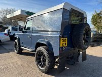 LAND ROVER DEFENDER 90