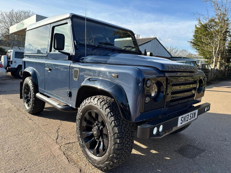 LAND ROVER