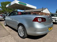 VOLKSWAGEN EOS