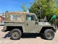 LAND ROVER 