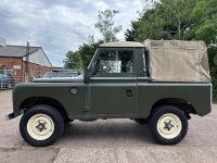 LAND ROVER 